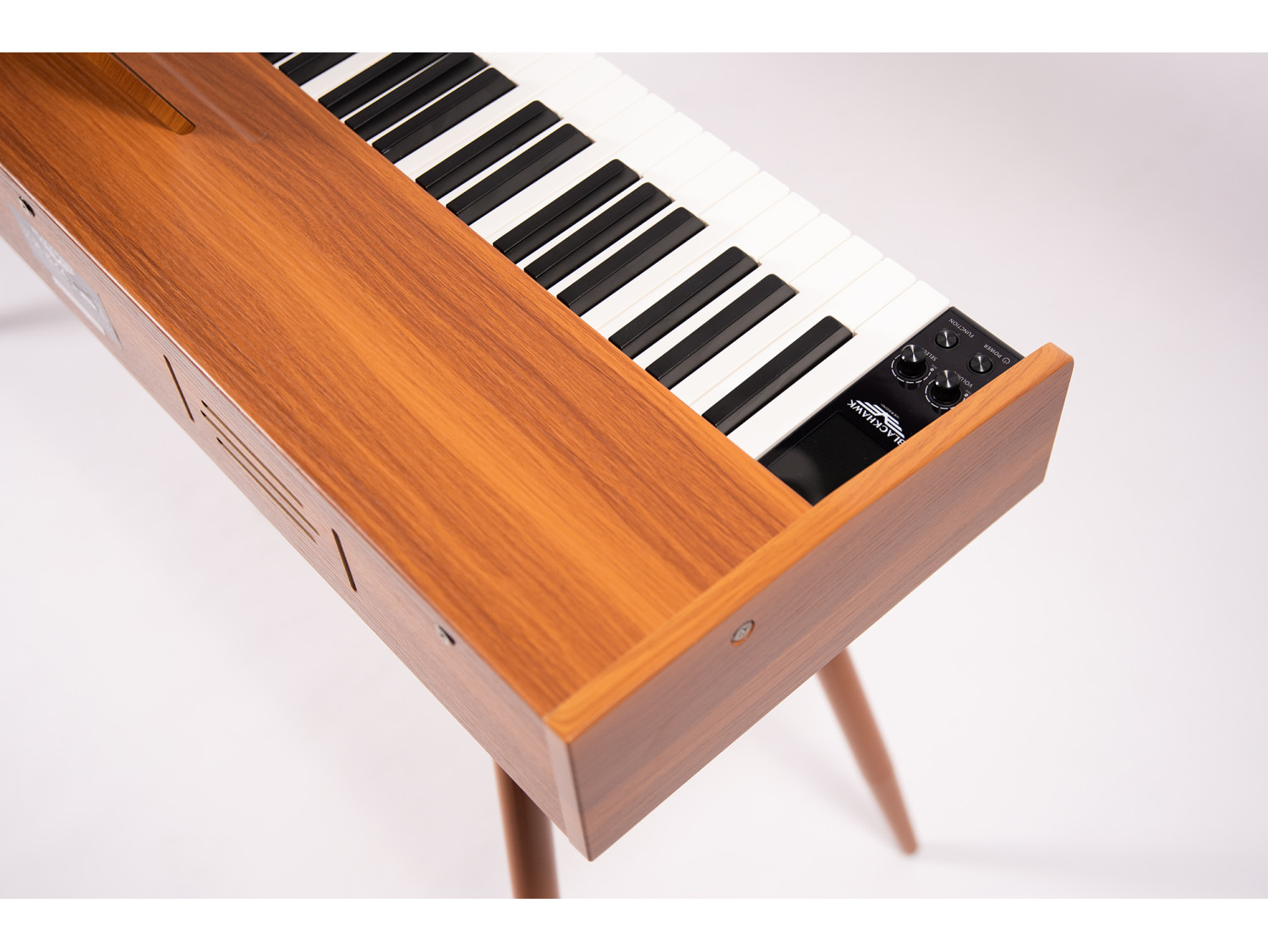 Pianino cyfrowe Black Hawk Versoni V9N